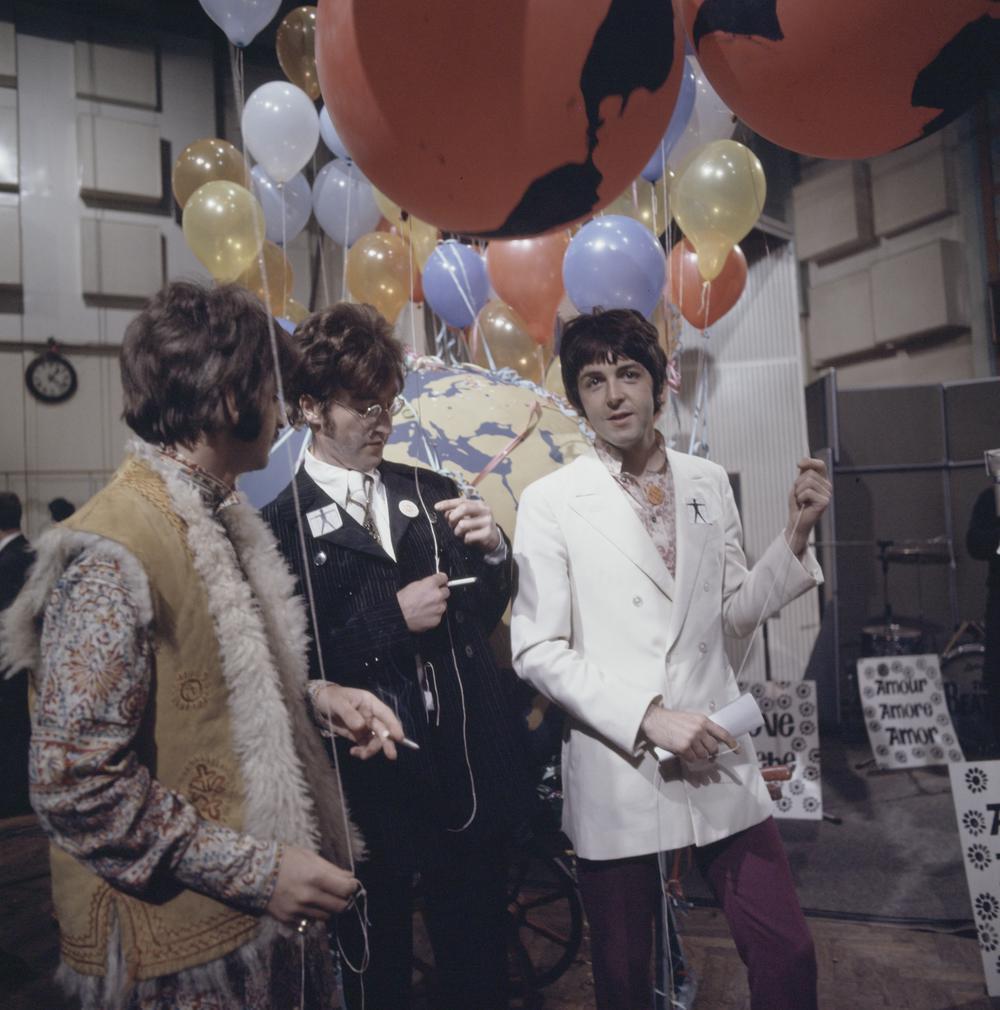 THE BEATLES - Paul McCartney, Ringo Starr, John Lennon