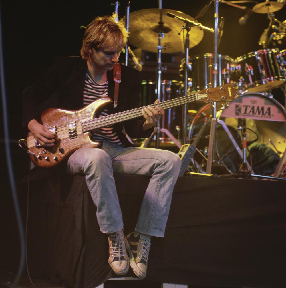 COUNTDOWN - Police: Sting