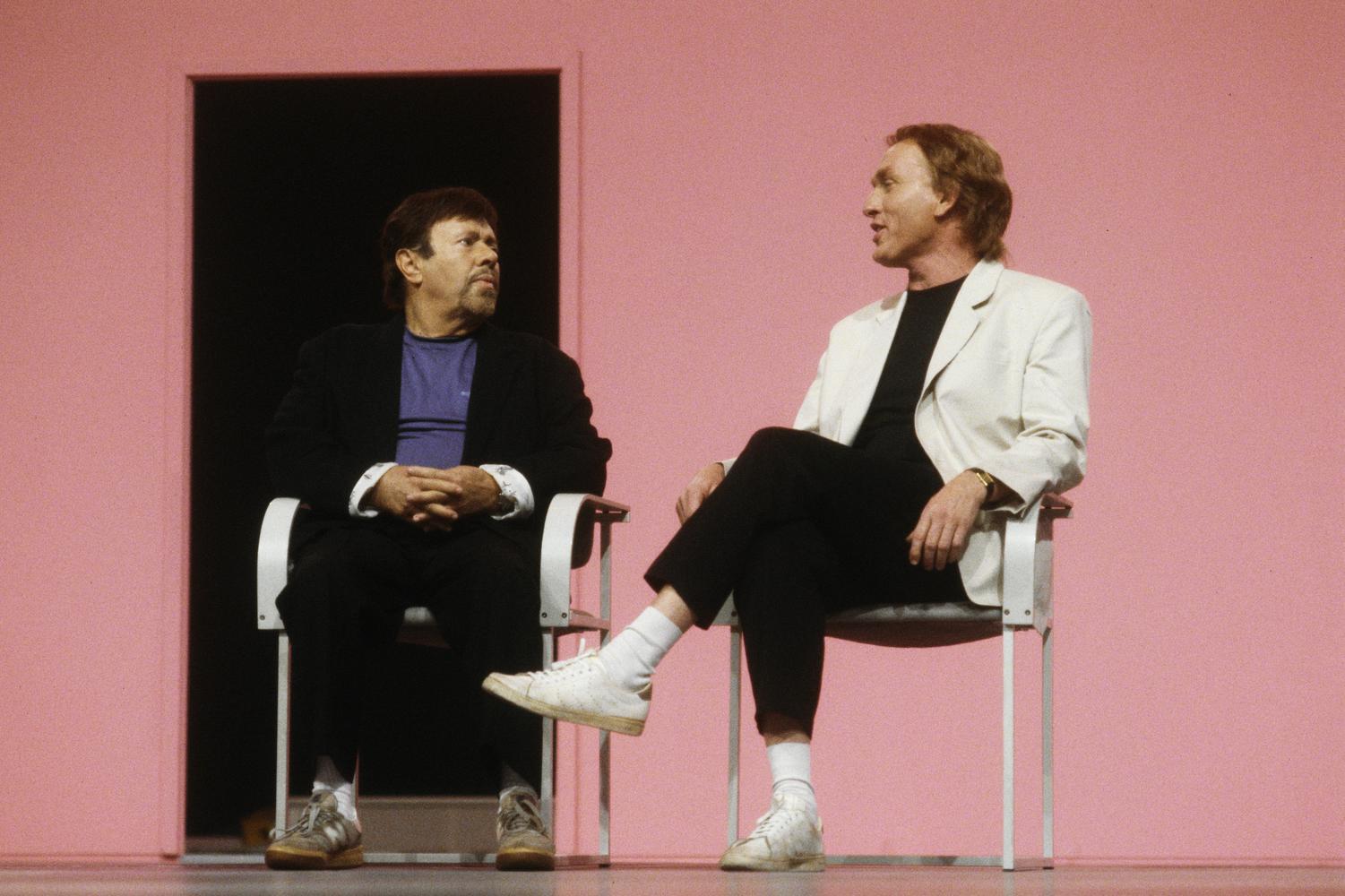 HARTENGALA - Fred Oster; Simon van Collem; Paul Simon; Chevy Chase