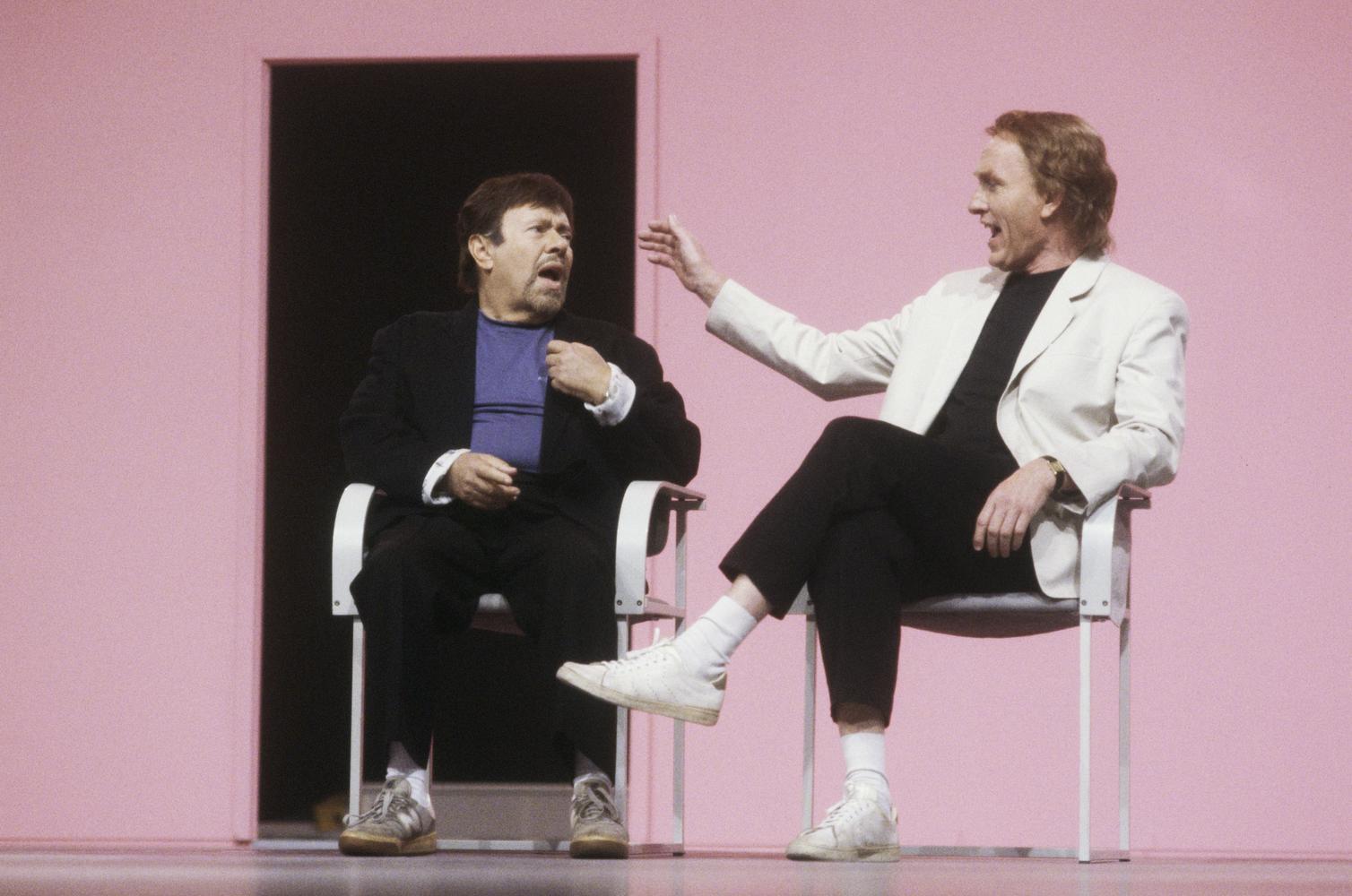 HARTENGALA - Simon van Collem; Fred Oster; Paul Simon; Chevy Chase