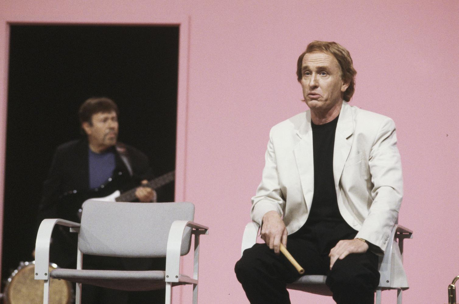 HARTENGALA - Simon van Collem; Fred Oster; Paul Simon; Chevy Chase